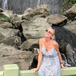 Meet your Posher, Annette